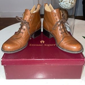 Vintage Etienne Aigner Saige Brown Upper Leather Lace-up Ankle Boots W/box